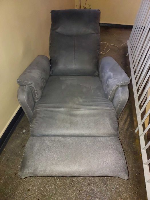 Fotel rozkładany elektryczny