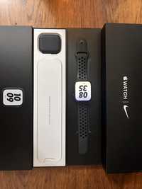 Apple Watch series 7 Nike Edition 45 mm