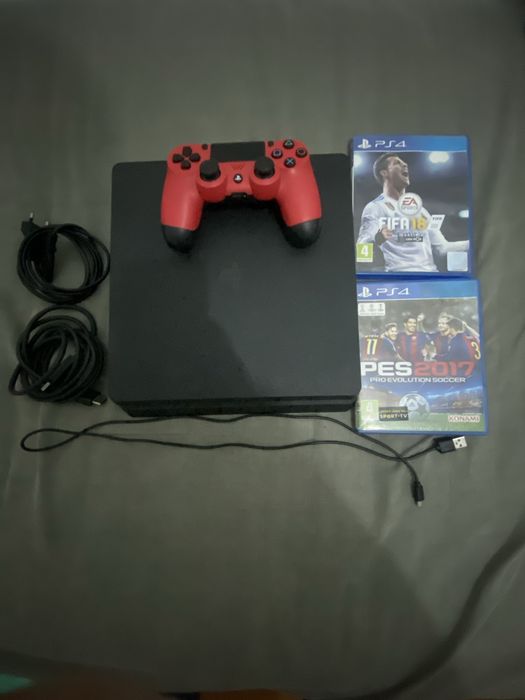 Playstation 4 slim