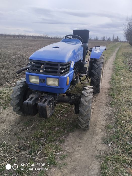 Трактор донг фенг 244