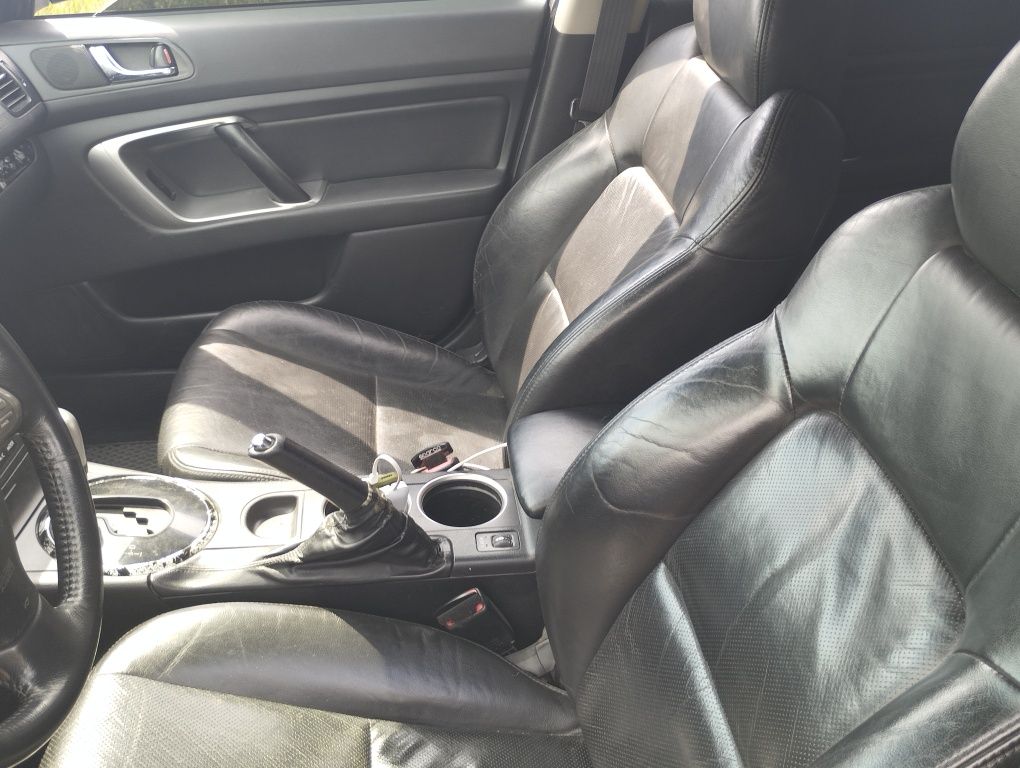 Продам Subaru legacy 2,0
