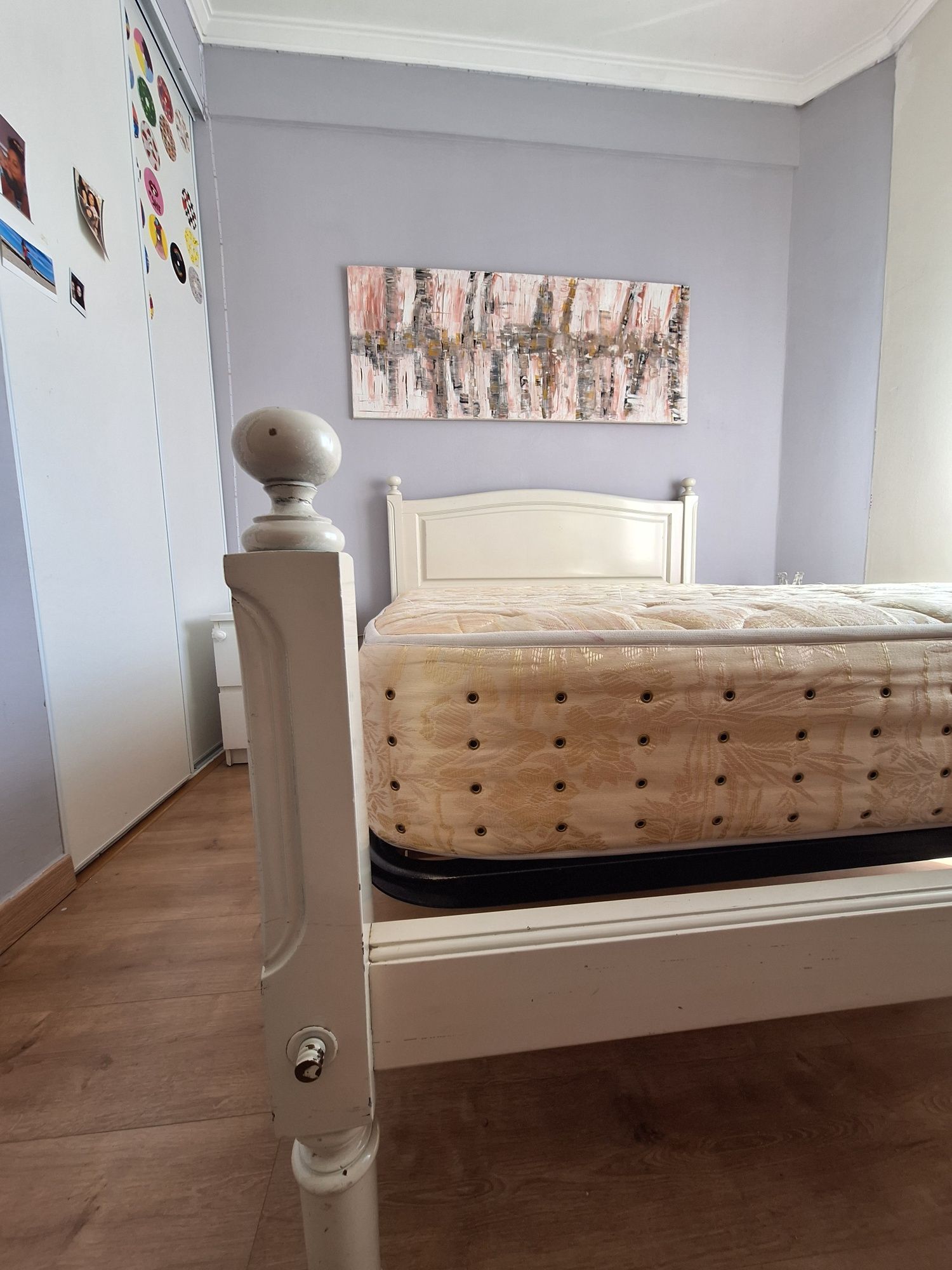 Cama de casal 1.40x1.90m + colchão
