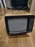 VINTAGE 409 D 5" przenośny telewizor lampowy