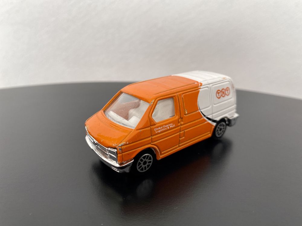 Zabawka mini furgonetka