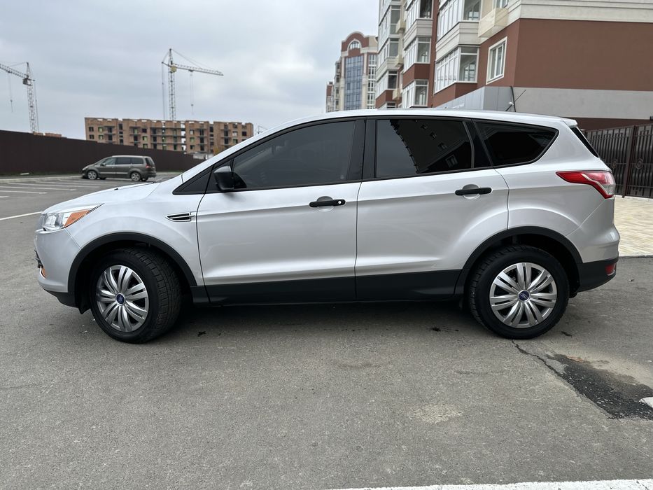 Ford Escape 2,5 газ/бенз Автомат