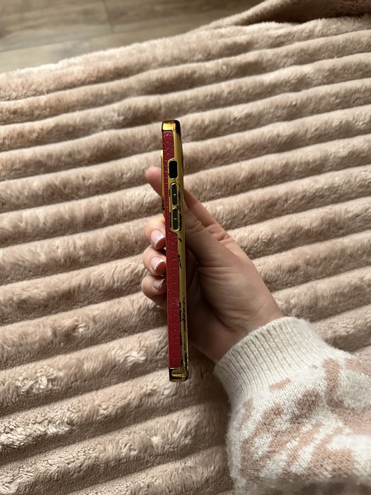 Чехол червоний IPhone 14 Pro