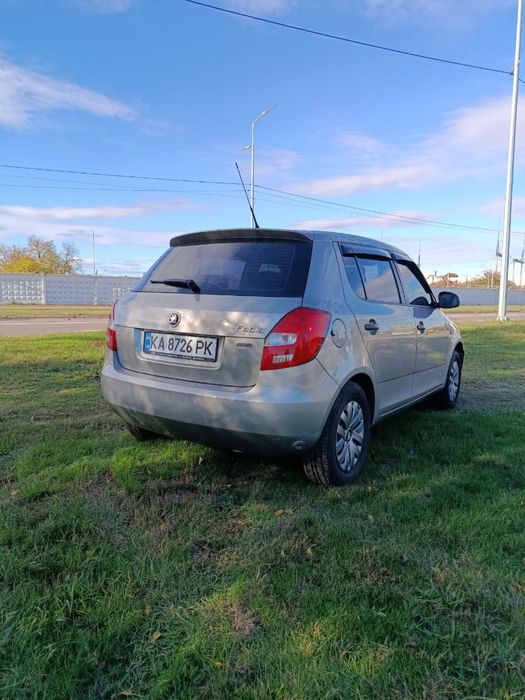 Продам Skoda Fabia 2011 рест