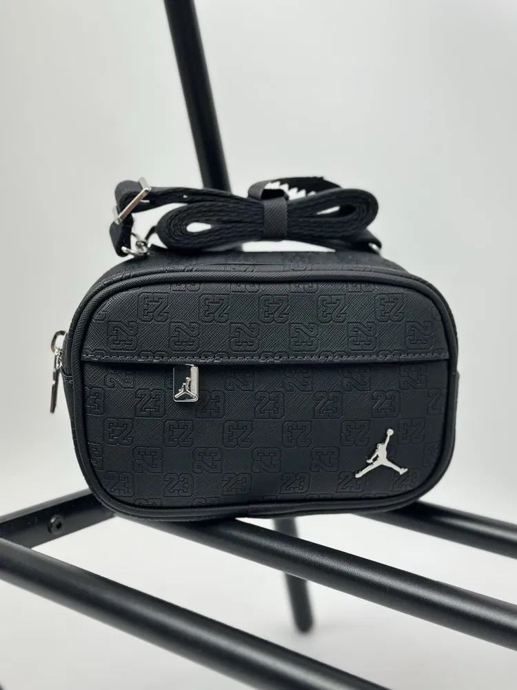 Оригінал Jordan Jam 23 Monogram Camera Black MA0988-G0T чорна джордан