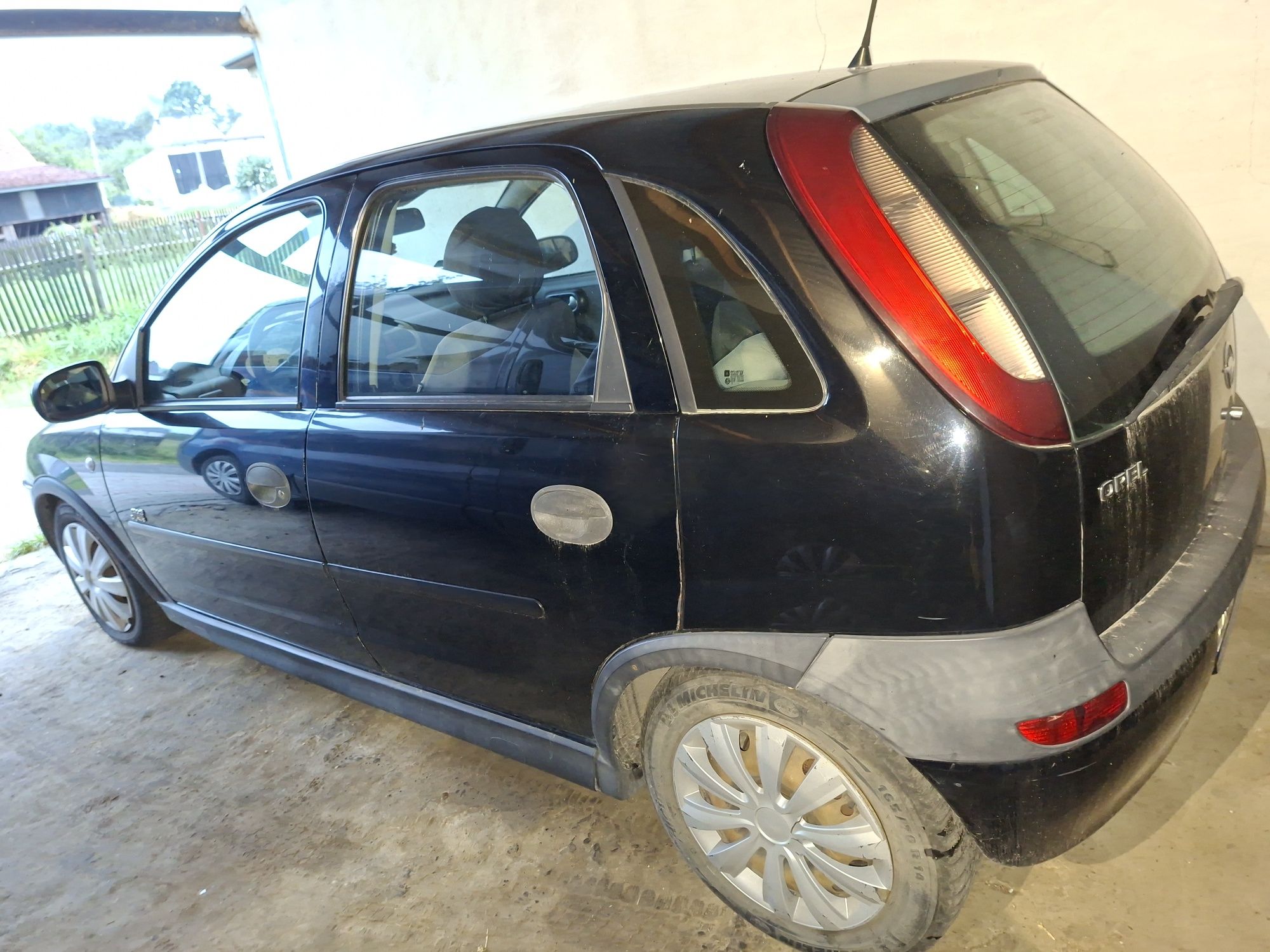 Opel corsa 1.2 benzyna