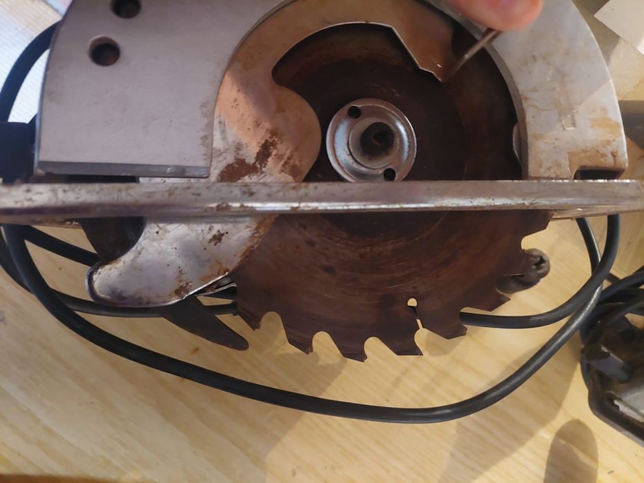 Serra circular einhell BHS 66-1