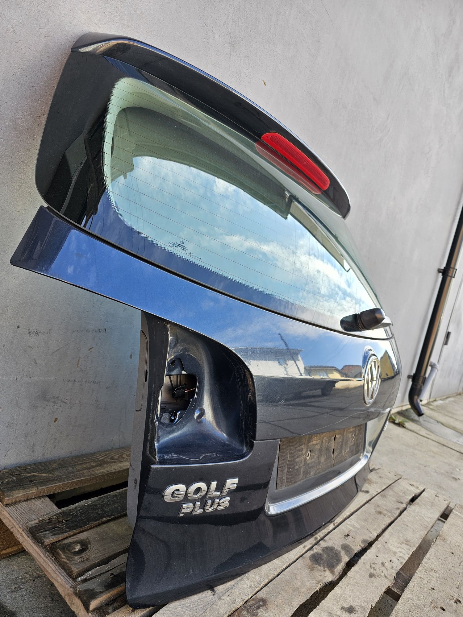 Ляда Крышка багажника Кляпа Скло VW Golf Plus Гольф Плюс 2010