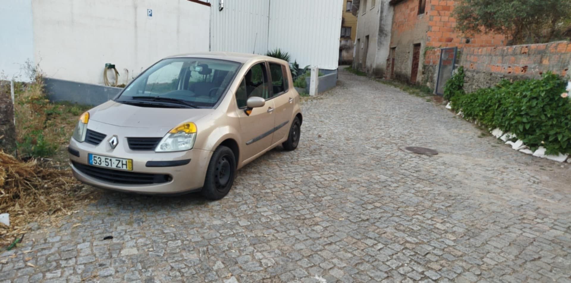 Vendo ou troco aceito retoma Renault