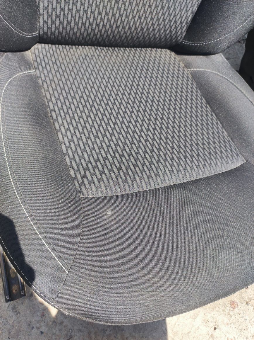 Сиденья Renault Logan 2