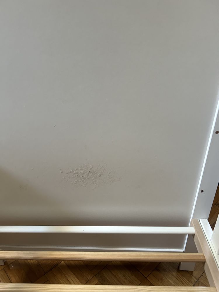 Łóżeczko dziecięce białe drewniane z szufladą