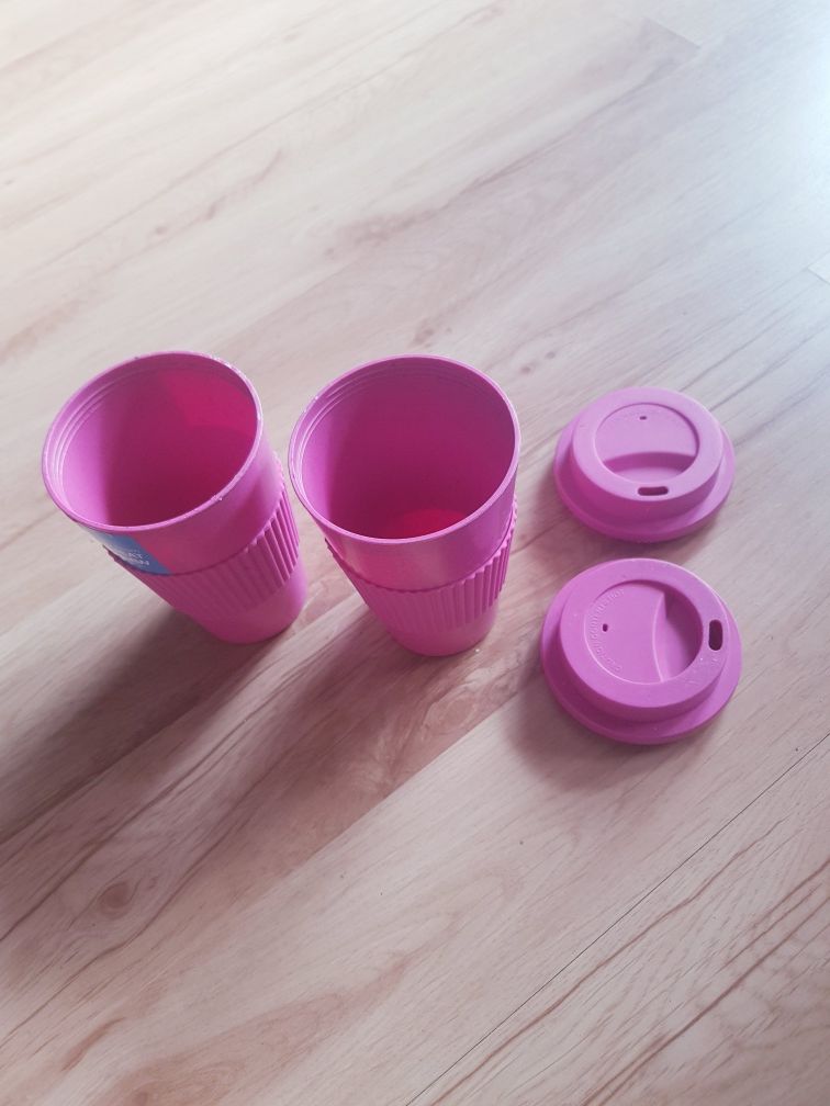 Dwa nowe  Kubki podróżne na napoje atest- 2 sztuki