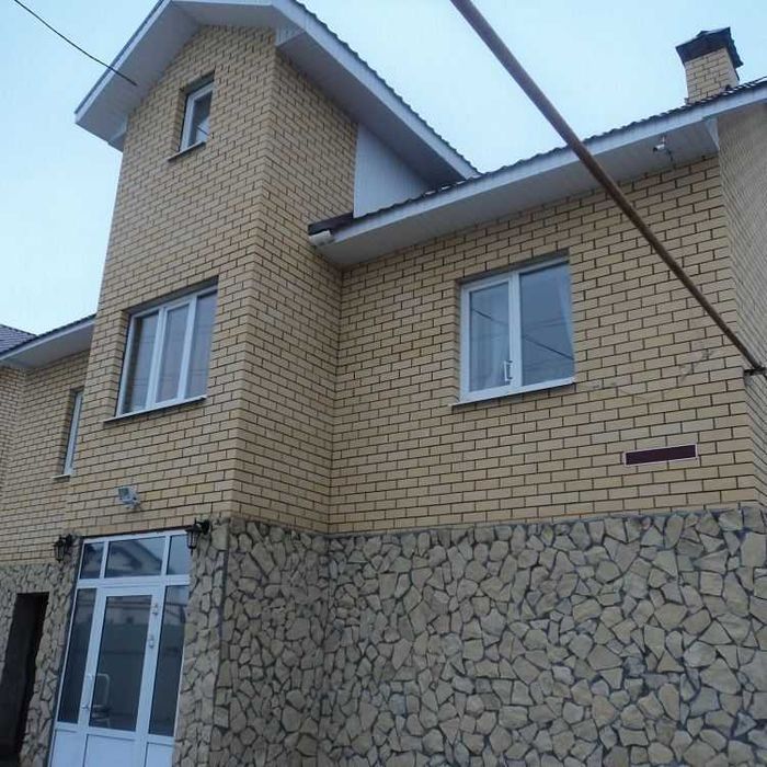 Будинок з ремонтом