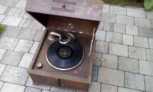Sprzedam oryginalny patefon, gramofon retro z 1920 r .