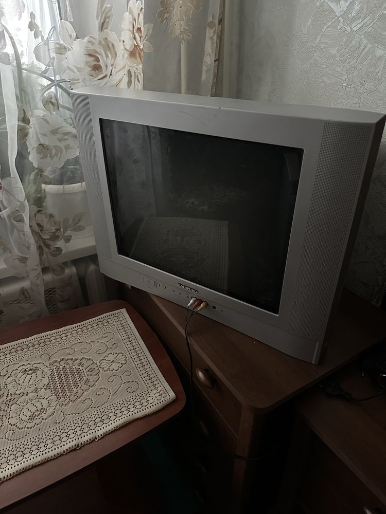 Продам 2 телевизора