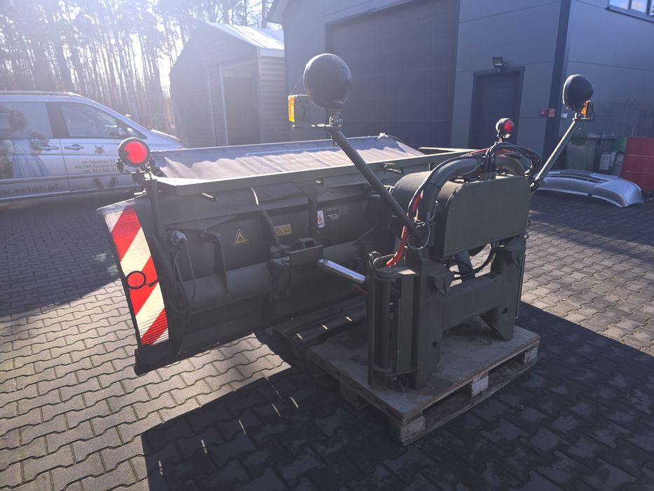 Pług schmidt E3 z własną hydrauliką 3m