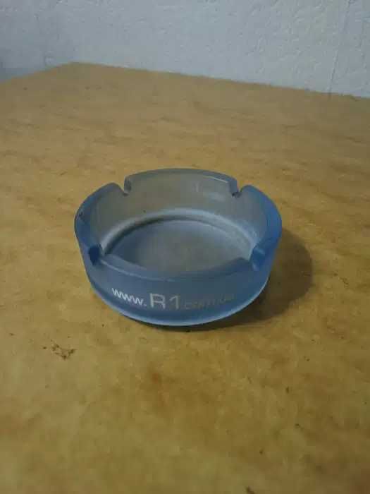 Пепельница стеклянная