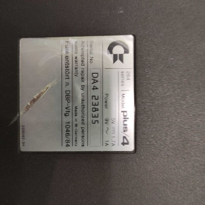 Ретро компьютер с магнитофоном