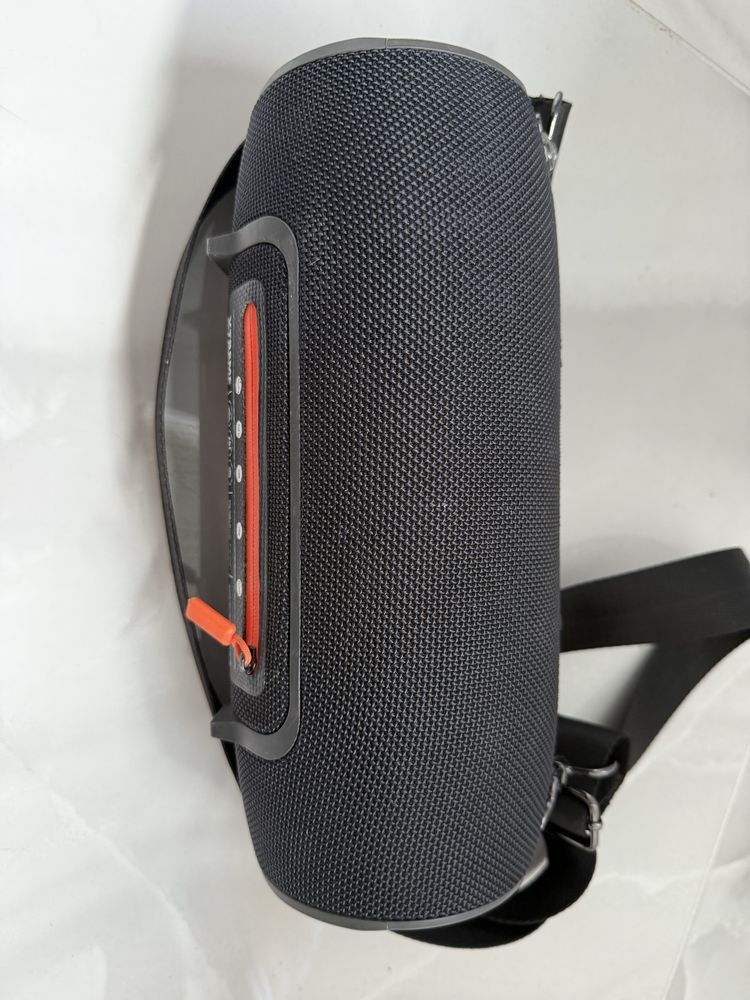 Jbl xtreme super stan