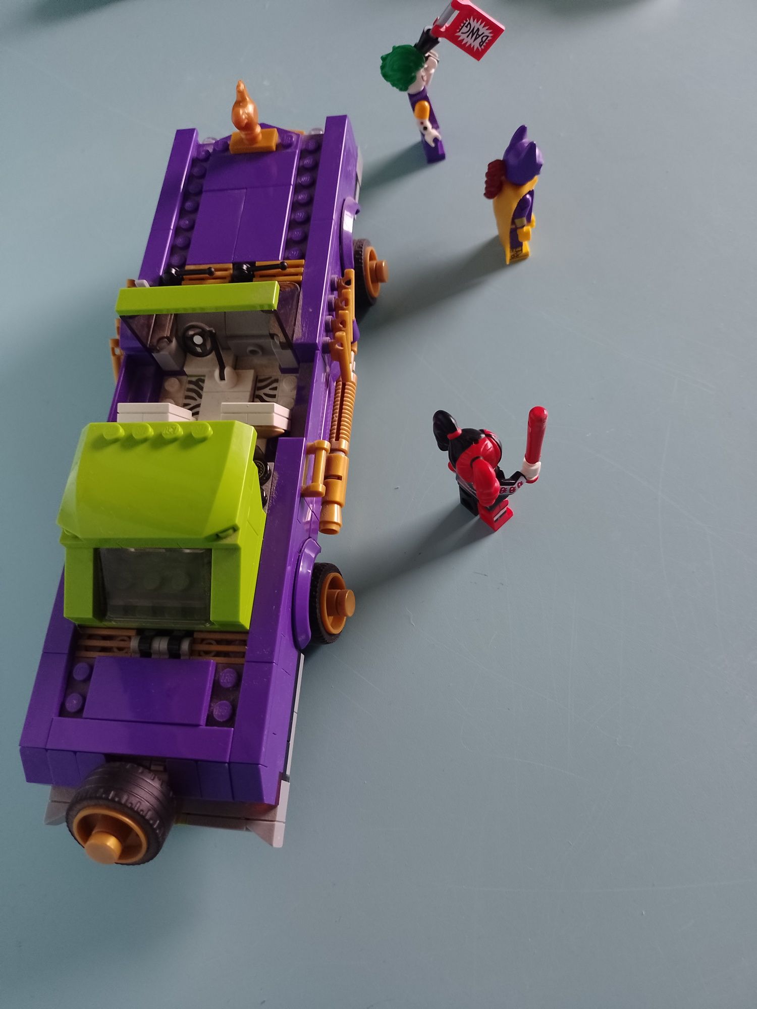 LEGO Batman lowrider jokera