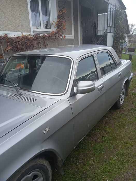 Автомобіль Газ31105