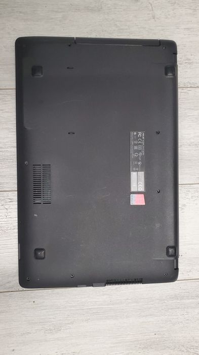 Ноутбук Asus D550c 15.6 дюйм.