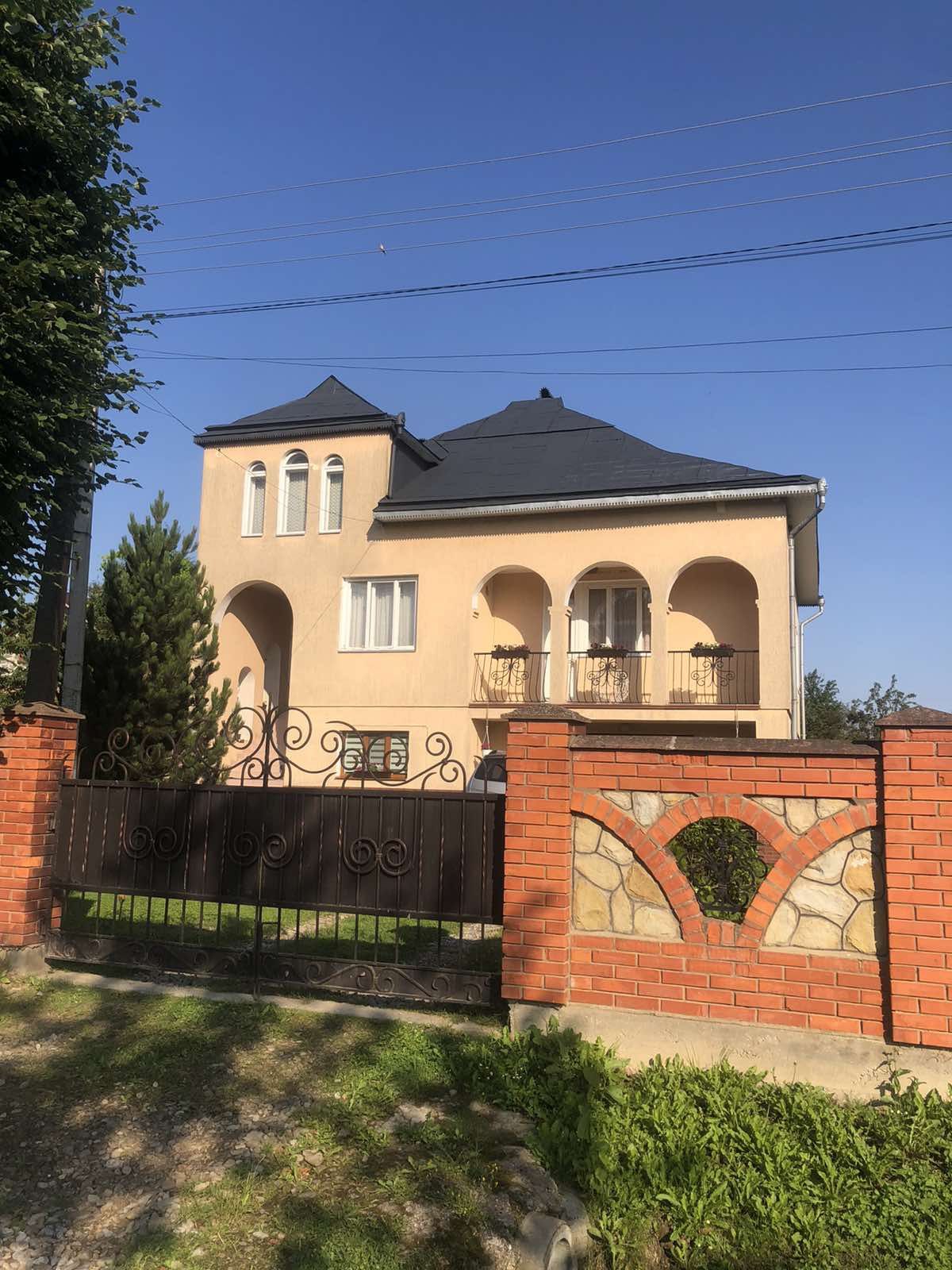 Фарбування дахів