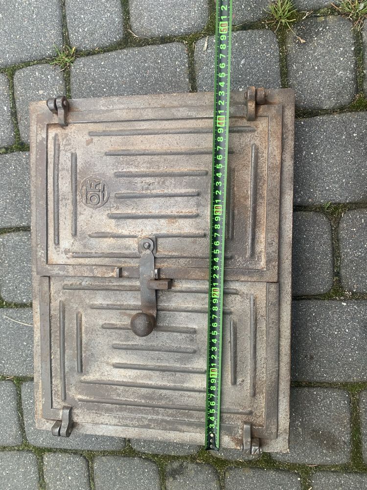Drzwiczki żeliwne    .