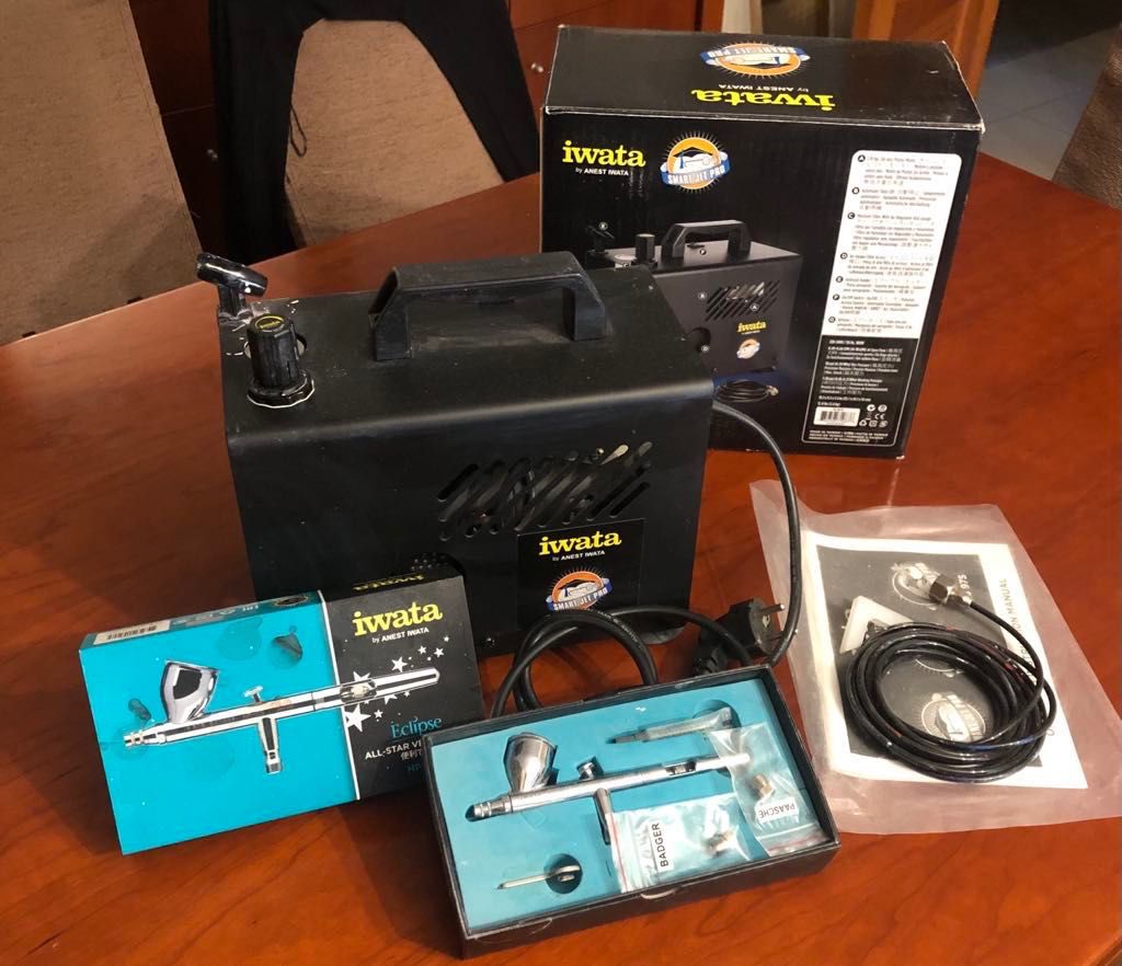 Iwata-Medea Pro Air Compressor + Iwata Eclipse Dual Action Airbrush