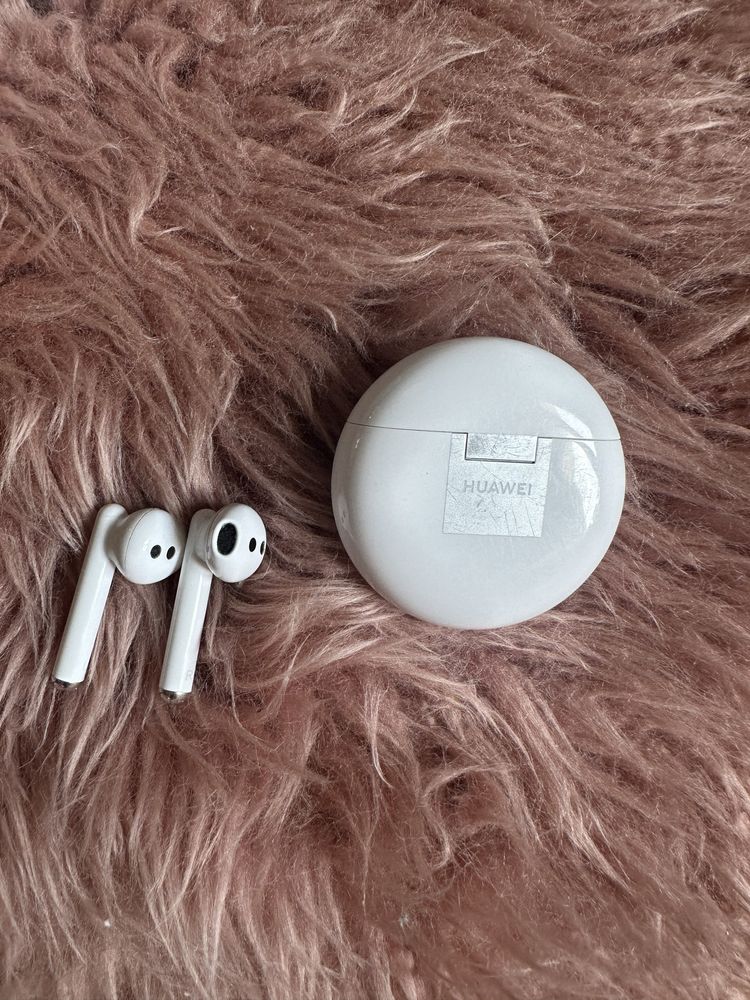 Huawei FreeBuds 4