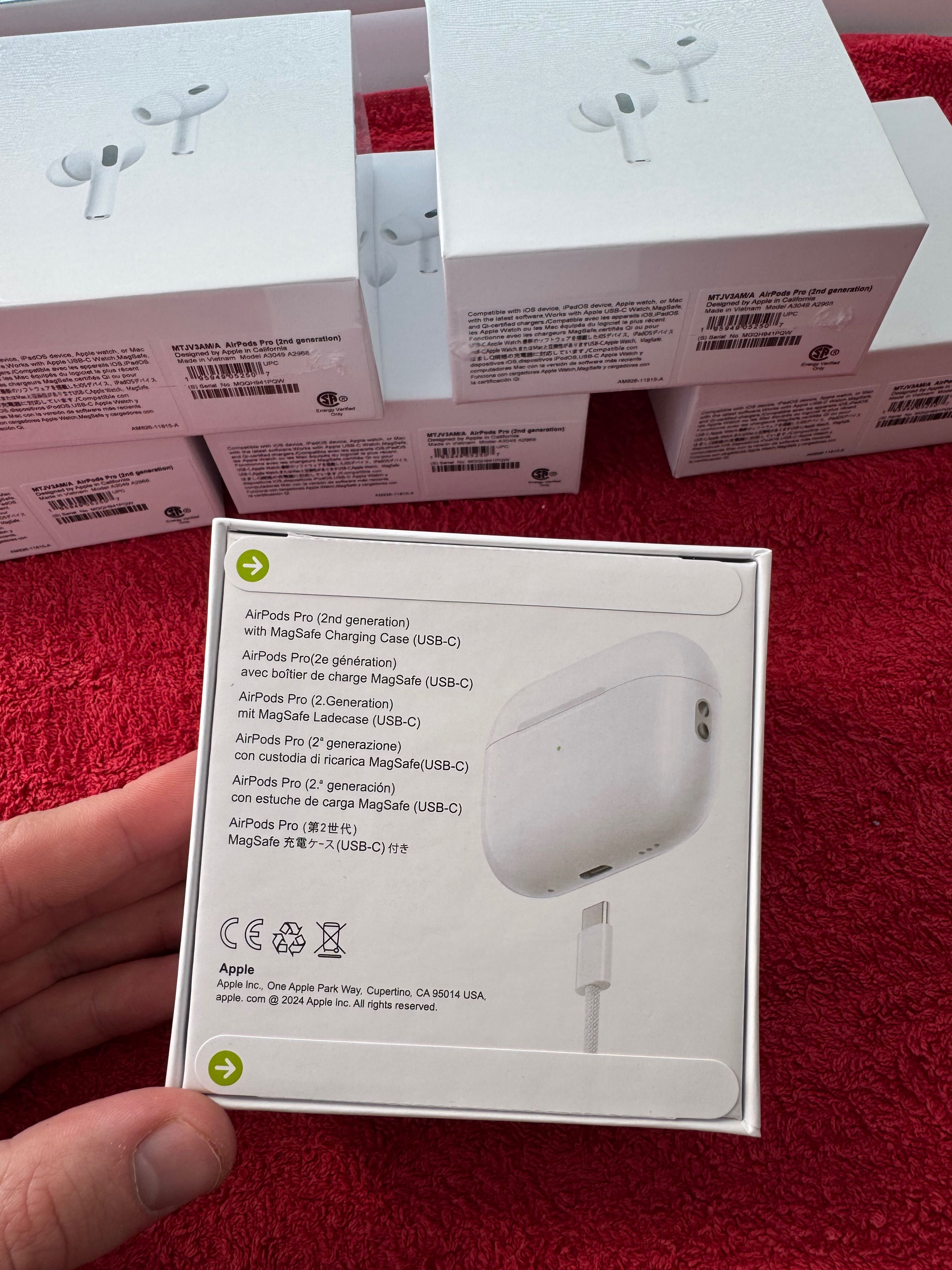Беспроводные наушники / Навушники AirPods Pro 2 (2024 generation)