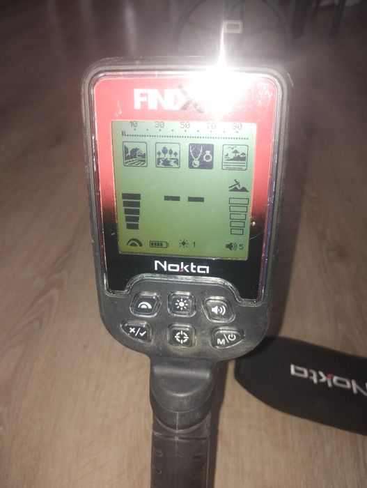 Wykrywacz metali nokta findX Pro