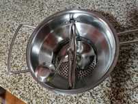 Utensílio para ralar legumes