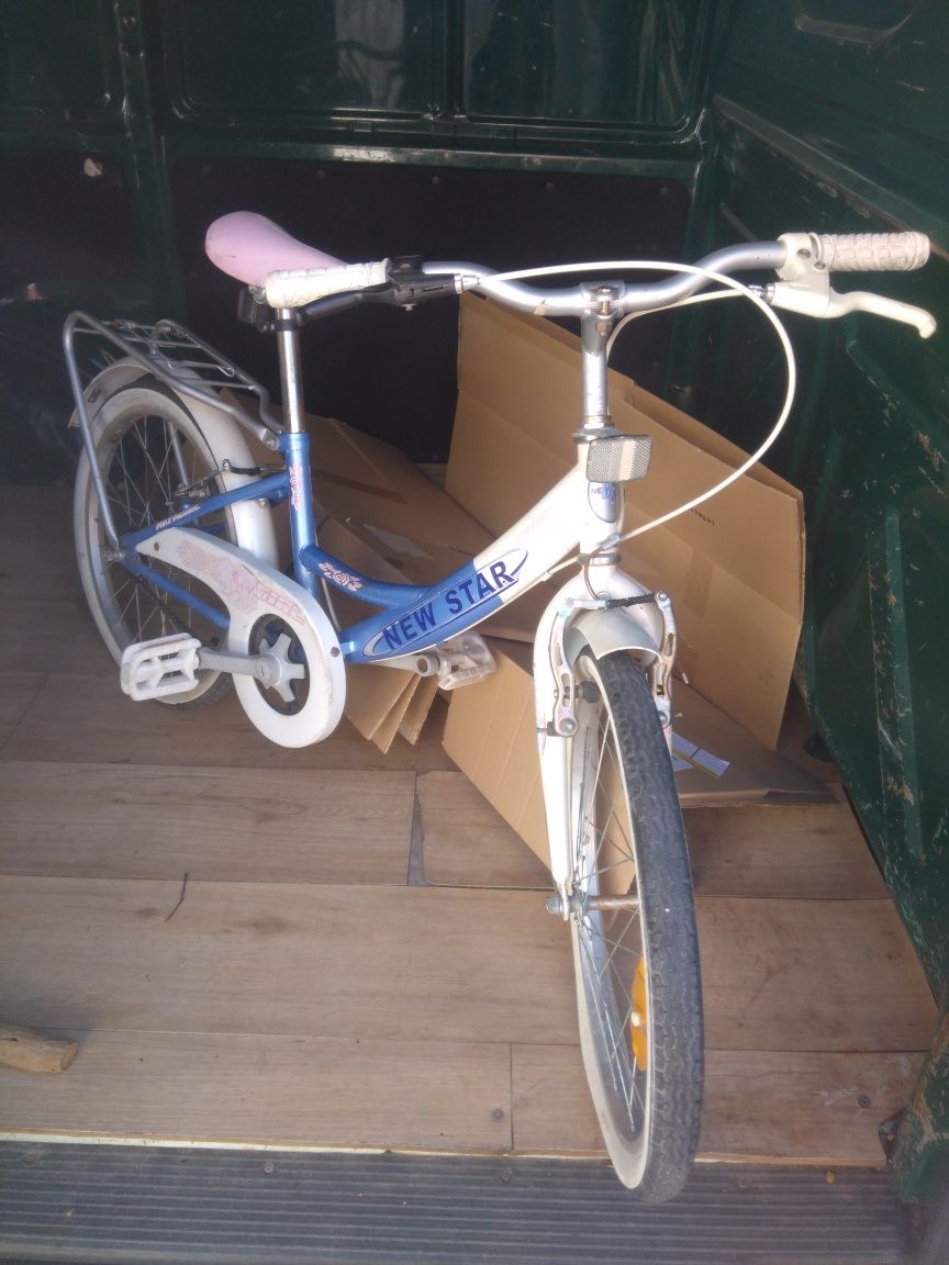 Bicicleta de menina.