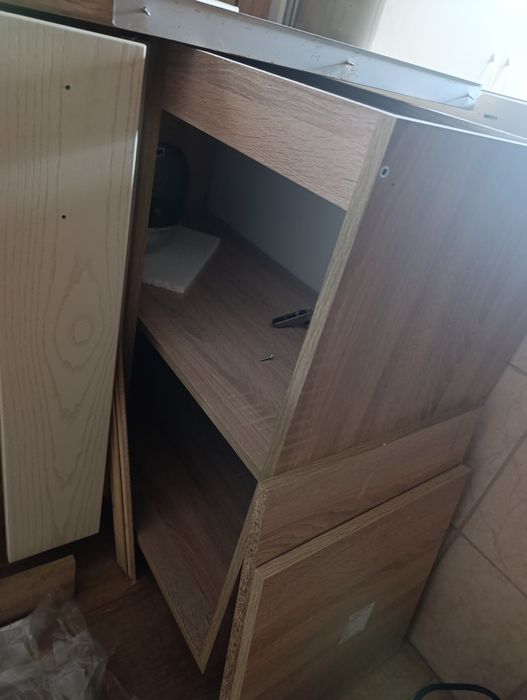 Продается часть кухни с техникой