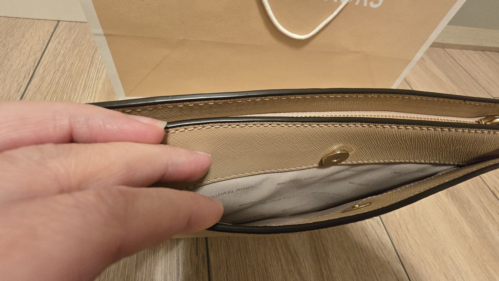 Kopertówka torebka Michael Kors beż skóra
