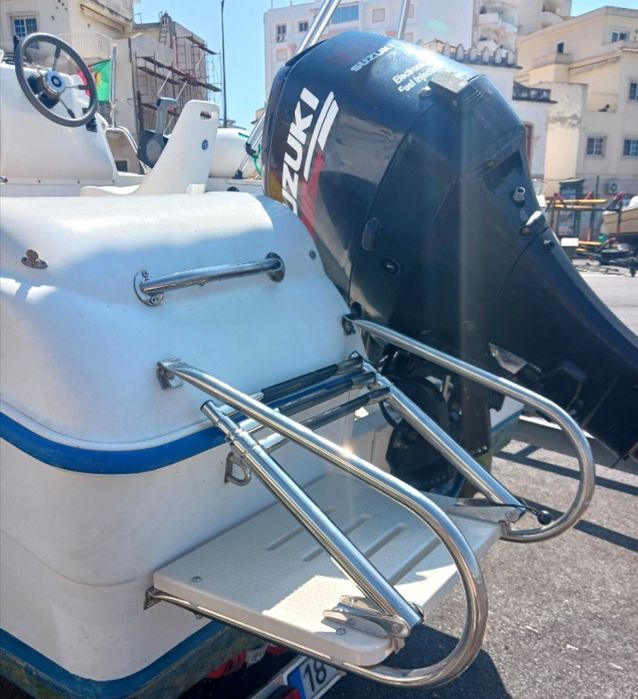 RESERVADO Barco Baleote 460