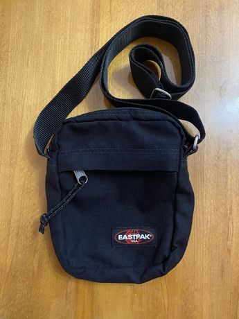 Сумка EASTPAK Black