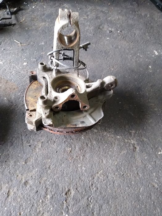 Piasta zwrotnica przód prawa lewa Ducato Jumper Boxer 06-19r 15'