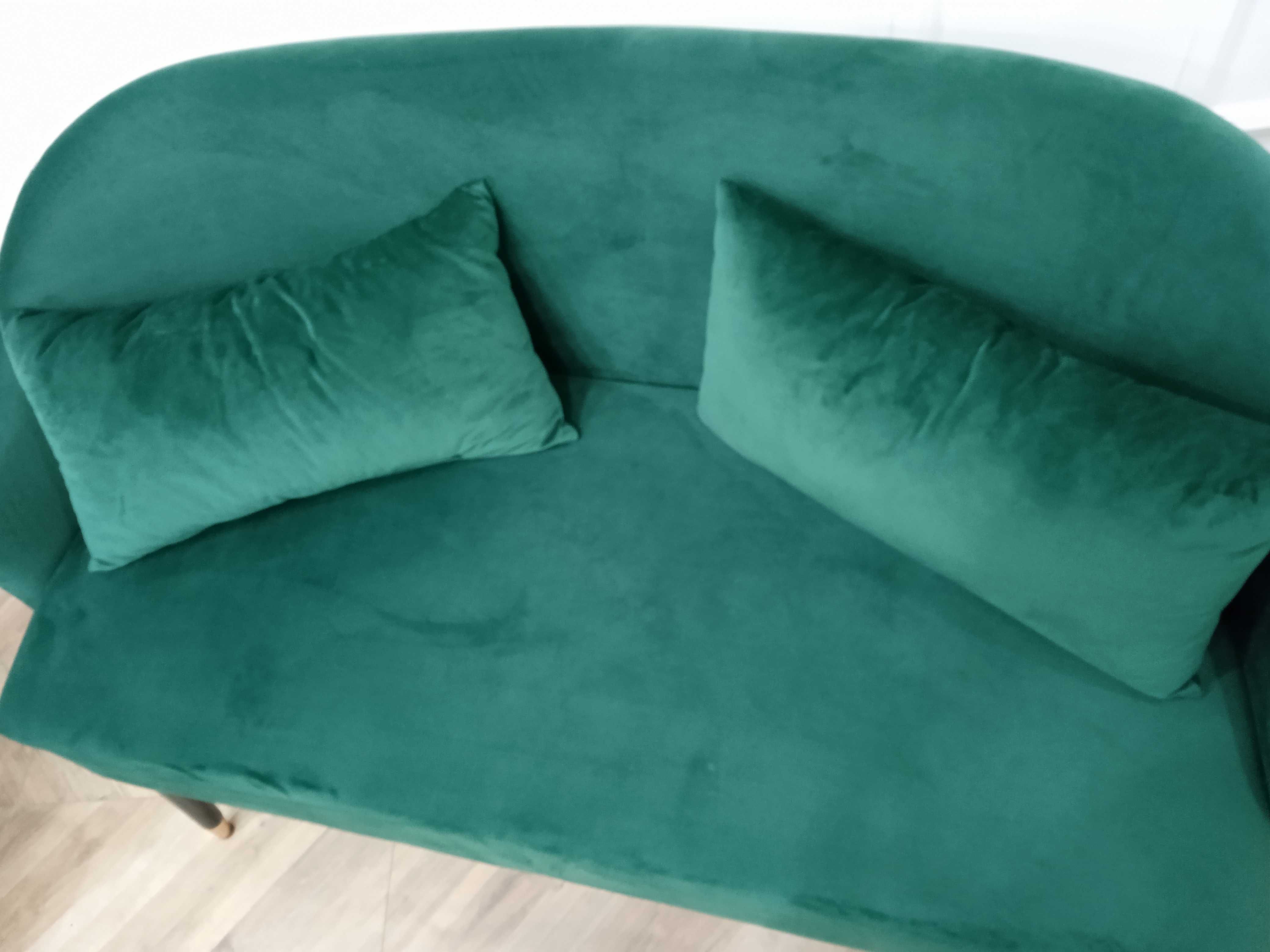 Mała sofa firmy Monkey Machine butelkowa zieleń
