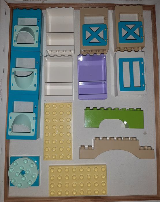 Нові деталі для будівництва Лего Дупло.