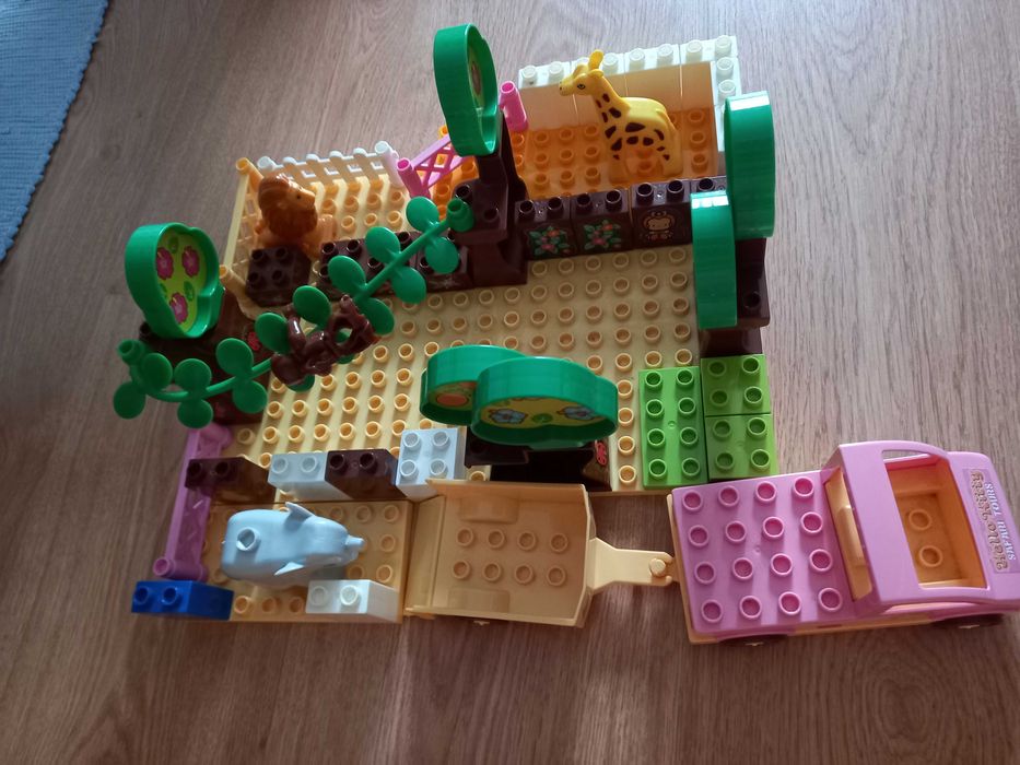 Legos menino e menina