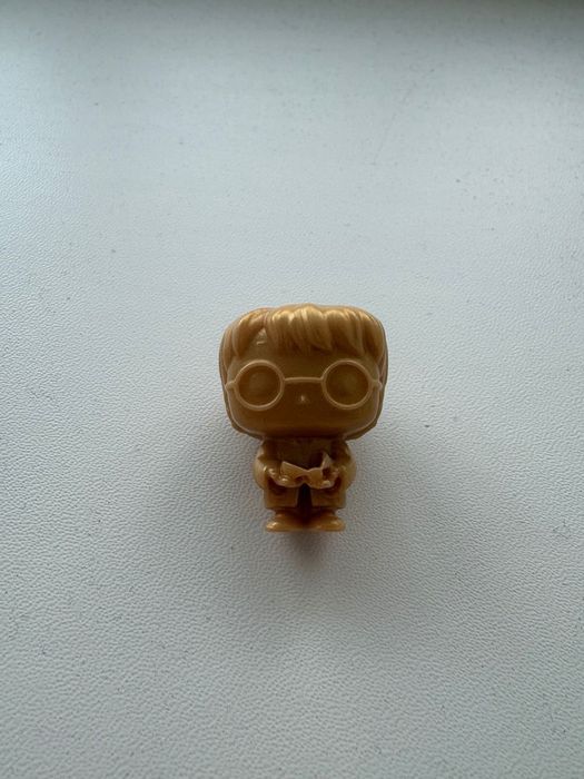 Золотий Гаррі Потер фігурка