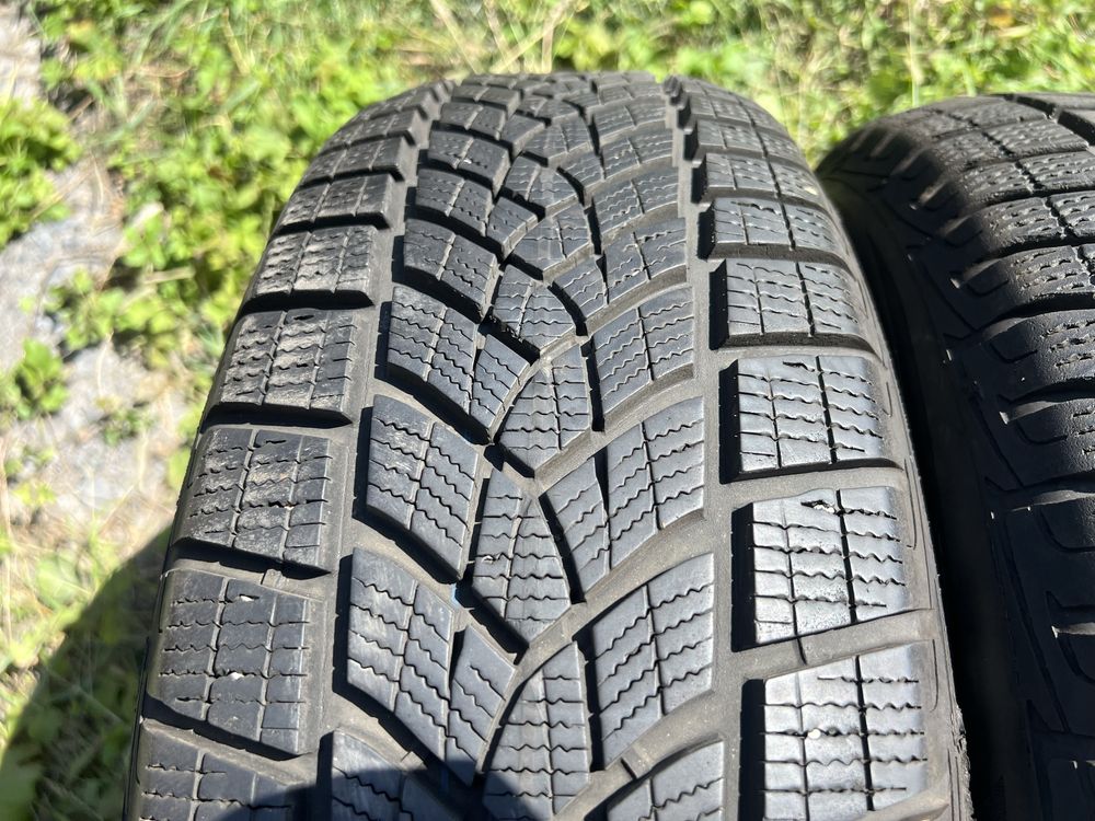 2xopona zimowa GOODYEAR w rozmiarze 215/65 R17