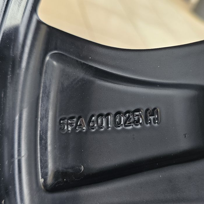 Felga 18cali 5x112 7.5j et46 oryginal Seat Leon