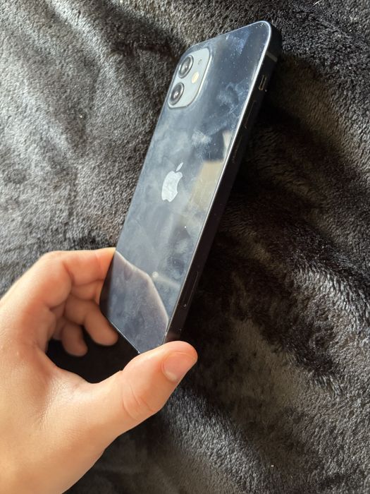 Iphone 12 64GB.