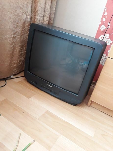 Два телевизора Самсунг